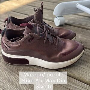 Nike Air Max Dia in Burgundy and Plum